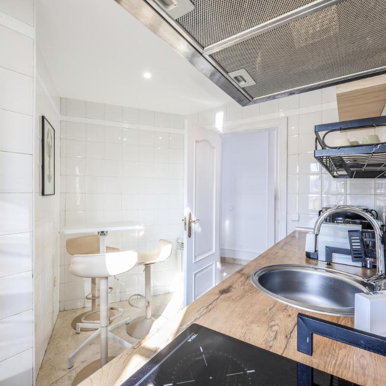AmazINN Boutique Madrid Canalejas - Penthouse Apartment - 18
