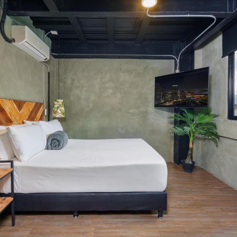 Lleras Vibex Party - Superior Double Room - 10
