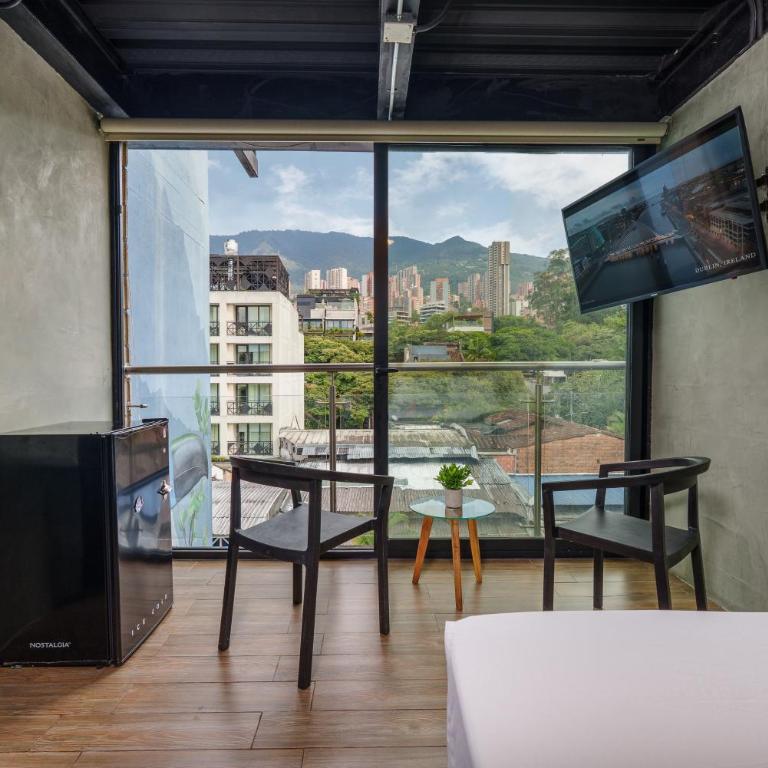 Lleras Vibex Party - Superior Double Room - 26