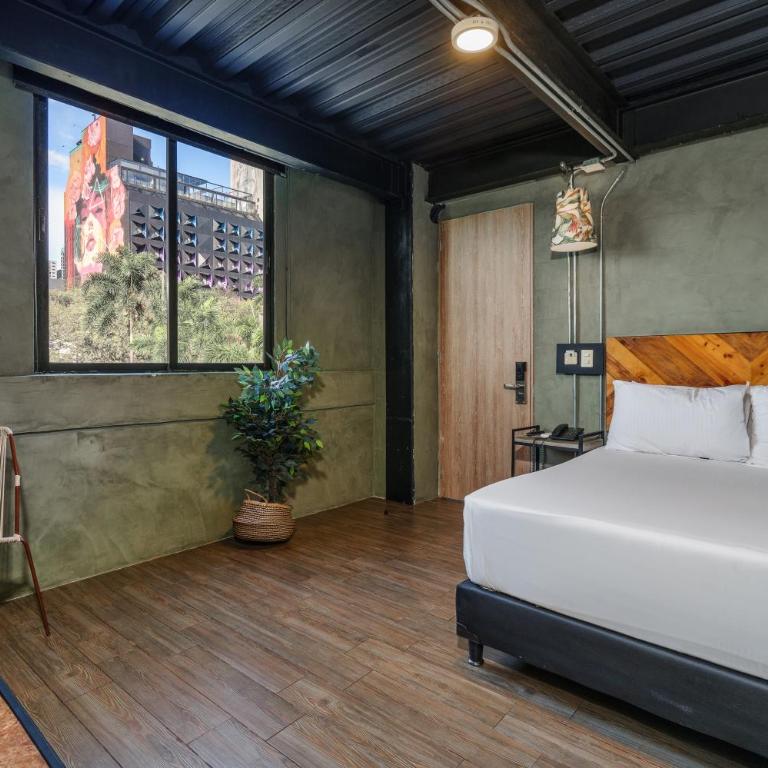Lleras Vibex Party - Superior Double Room - 36