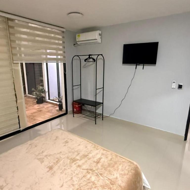 Bravas Medallo - Double Room with Shared Bathroom - 6