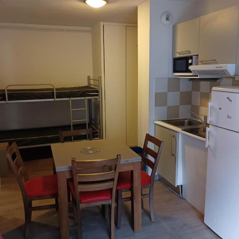 Chalets de L Isard D N35 2P6 - Apartment - 1