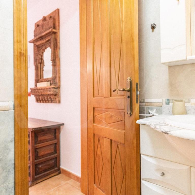 Spacious Andalusian villa with private pool REMS - Casa de 6 dormitorios - 46