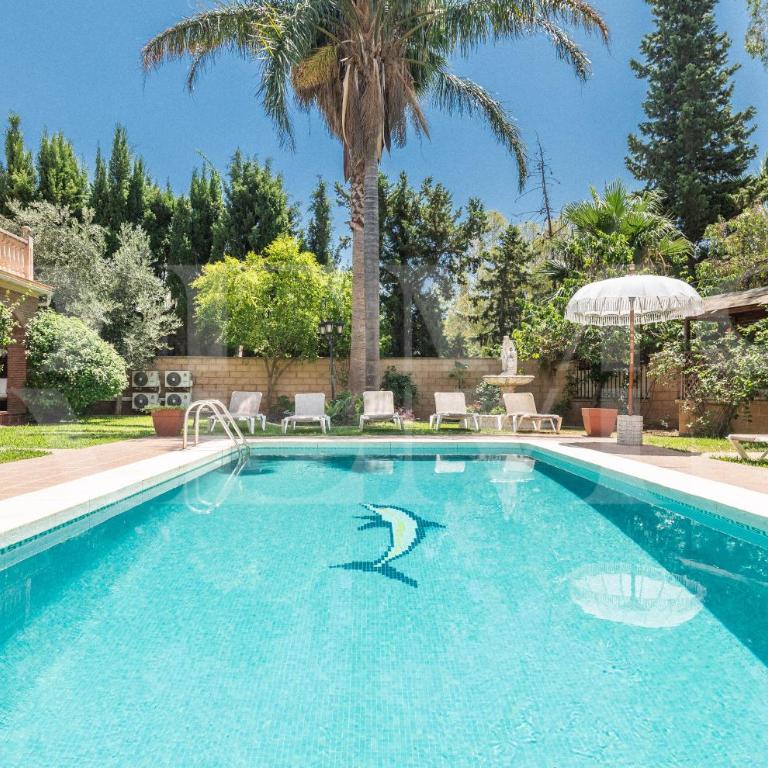 Spacious Andalusian villa with private pool REMS - Casa de 6 dormitorios - 16
