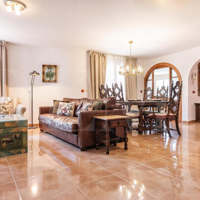 Spacious Andalusian villa with private pool REMS - Casa de 6 dormitorios - 30