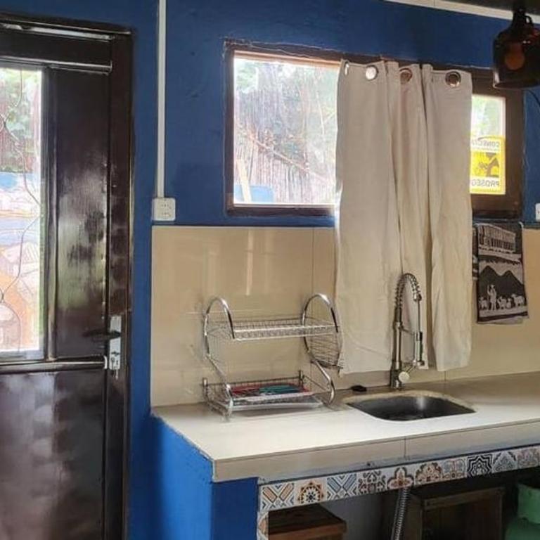 Cabaña de 2 pisos al fondo con entrada y patio independiente - One-Bedroom Apartment - 2