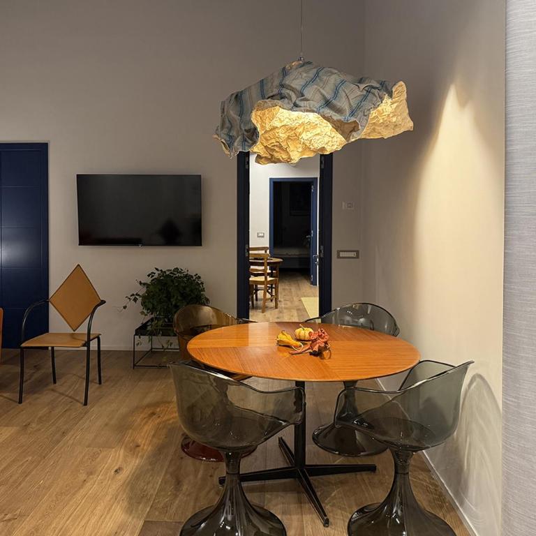 Portico 75 - Appartamento con 2 Camere da Letto e Balcone - 5