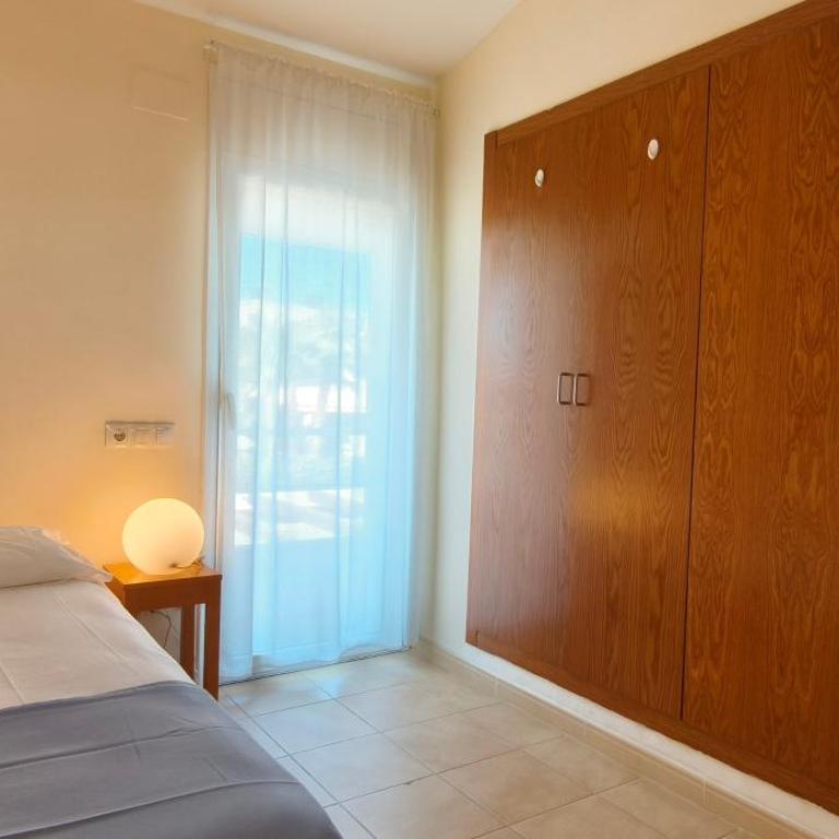 Residencial Marina de Port - Apartamento Dúplex con vistas al mar (6 adultos) - 16
