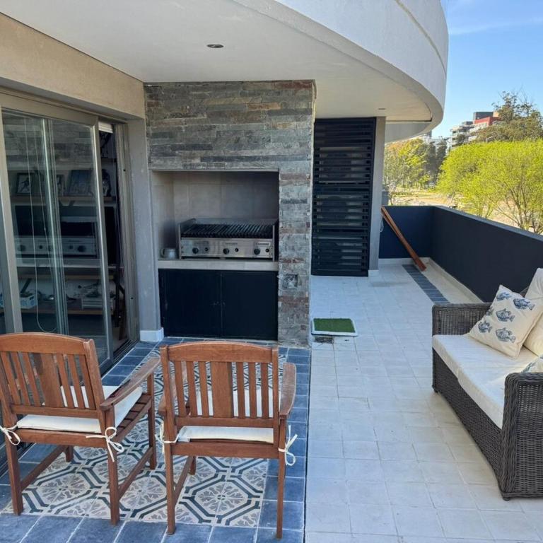 Depto 3 ambientes con terraza en Pinamar - Apartamento de 2 dormitorios con terraza - 4