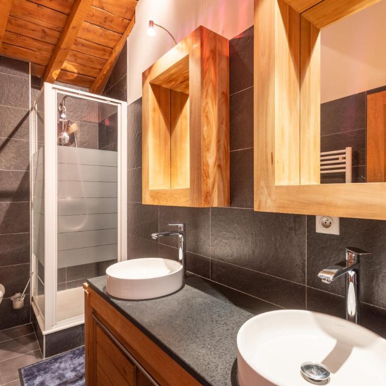 L’Écrin des Angles - Jacuzzi Sauna Hamman privé - Four-Bedroom House - 8
