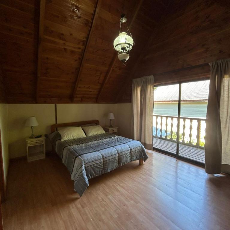 Cabañas Mulpun - Five-Bedroom House - 17
