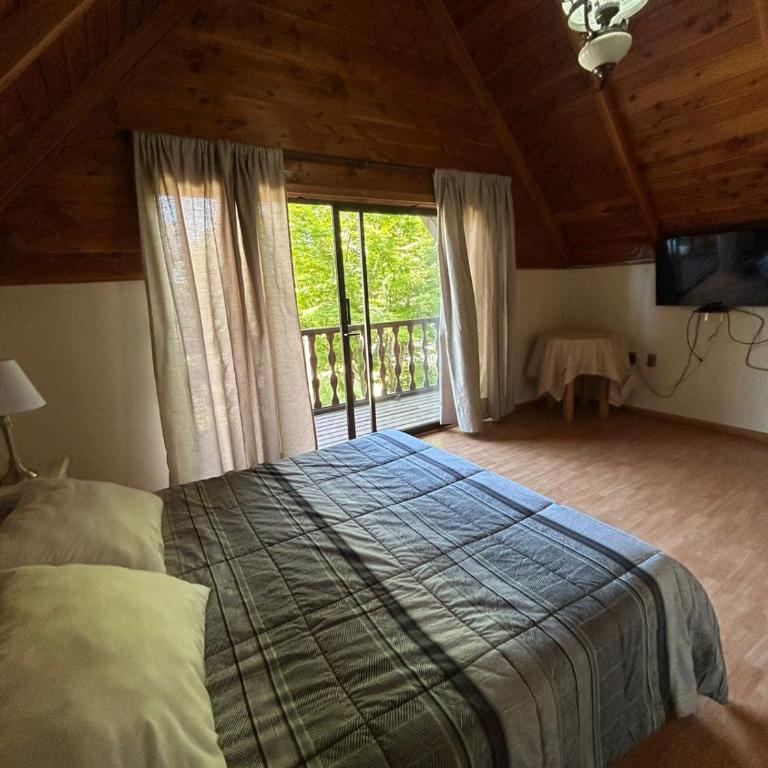 Cabañas Mulpun - Five-Bedroom House - 20