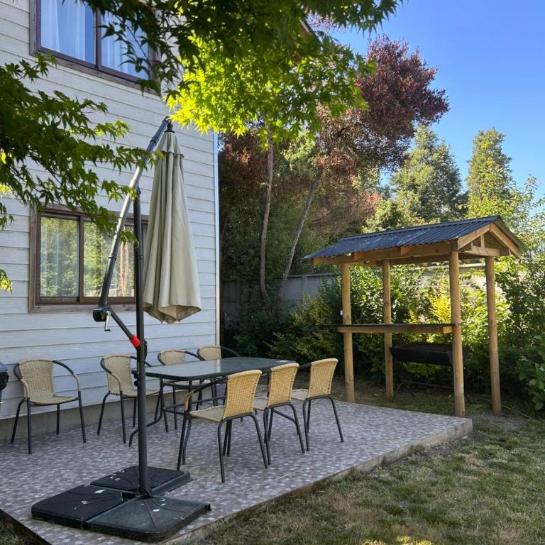 Cabañas Mulpun - Three-Bedroom House - 10