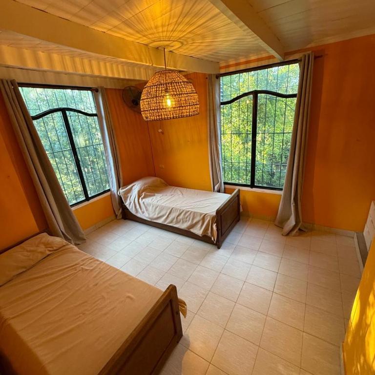 Los Robles 2 - Two-Bedroom Apartment - 5