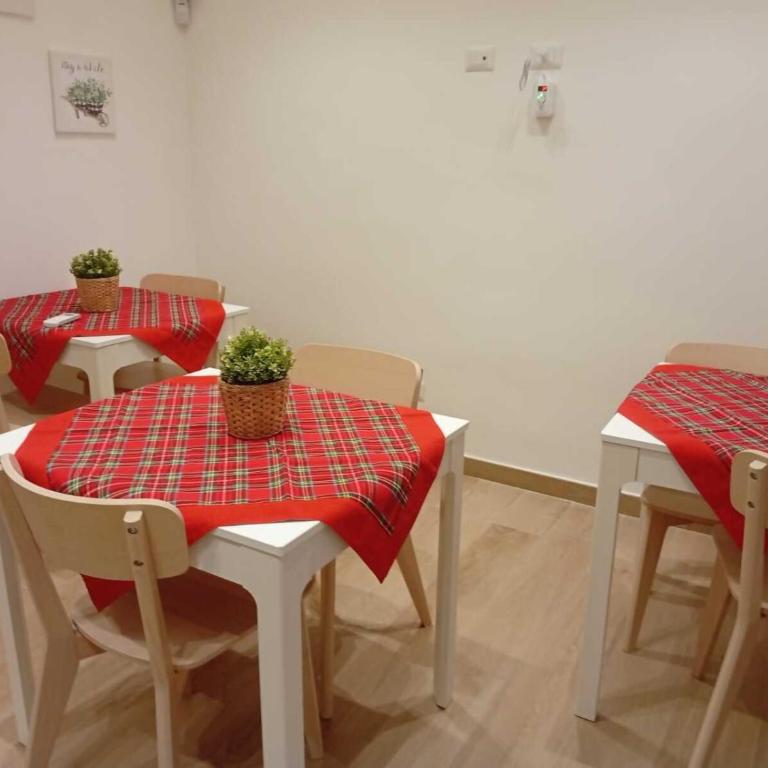 Ten Steps Reggio Calabria - Triple Room with Garden View - 11