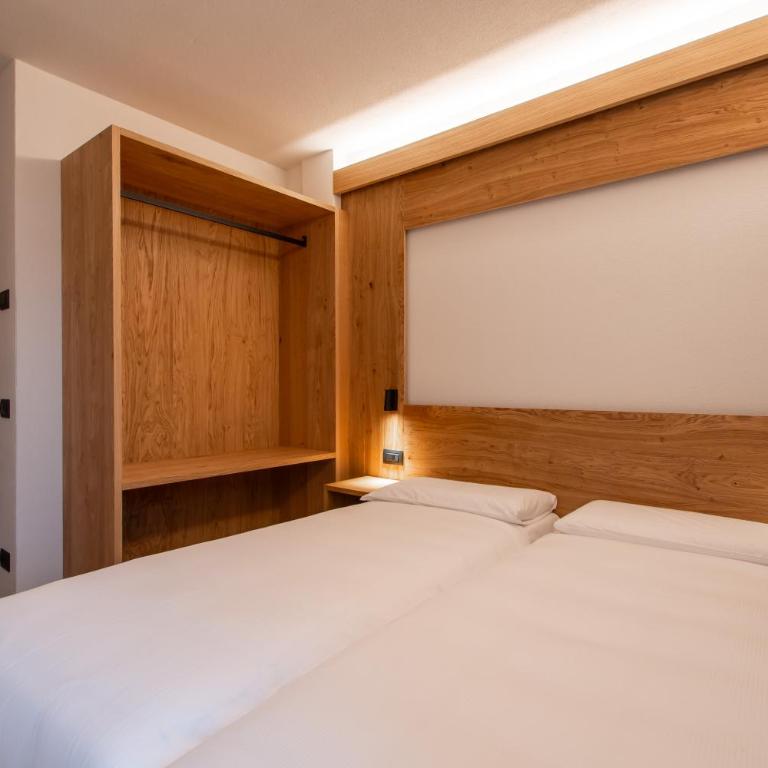 Chalet Layla by Original Galli - Deluxe Two Bedroom Apartment with Garden - 13