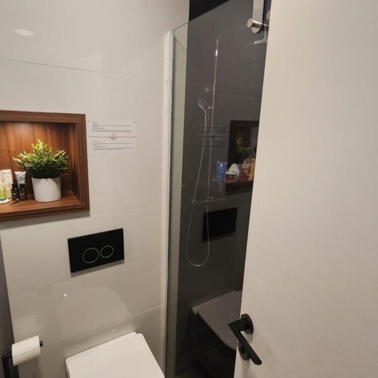 21st Century Zlatibor Residence - Luxury Apartment with View and Garage - Two-Bedroom Apartment with Terrace - 10