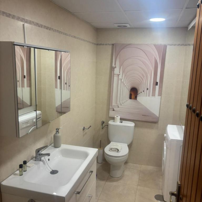 Coqueto ático junto a la playa by Rent Me - Apartamento de 1 dormitorio con terraza - 14