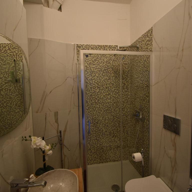 Fashion San Pietro 40 - Appartamento con 2 Camere da Letto - 8