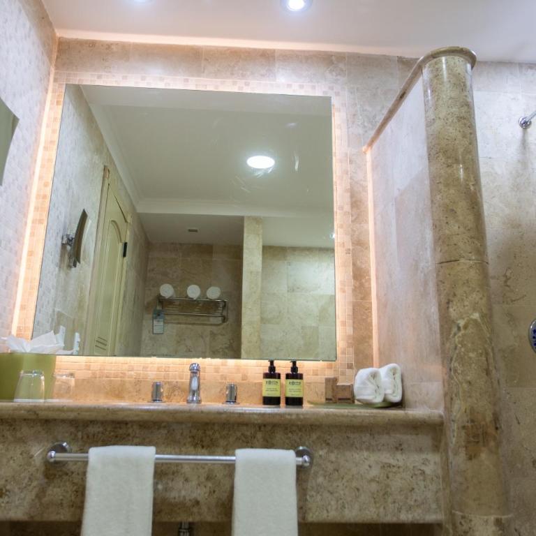 Sandos Cancún All Inclusive - Adults Only - Habitación Deluxe con balcón - 7