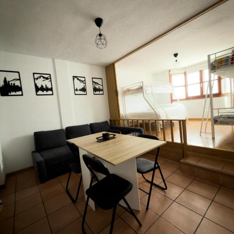 LOS VALLES ELITE - Apartamento de 1 dormitorio - 2