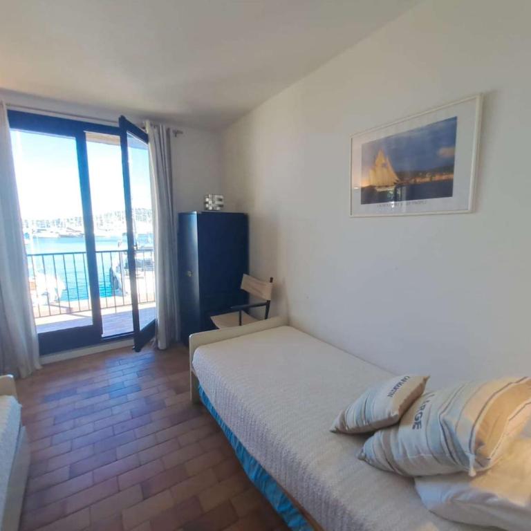 Brigantine112 - Appt 4 pers climatisé vue mer avec accès direct au port, proche de St Tropez et ses plages - Appartamento con 2 Camere da Letto e Vista Porto - 10