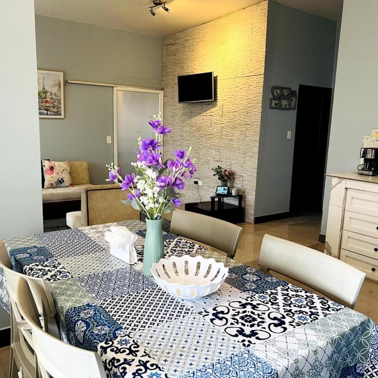 Departamento Grande para Familias y Grupos - Four-Bedroom House - 7