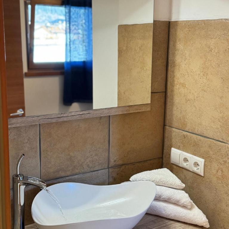 Mountain Flat Luna -Next train station Dobbiaco- - Appartamento Superior con 2 Camere da Letto e Balcone - 14