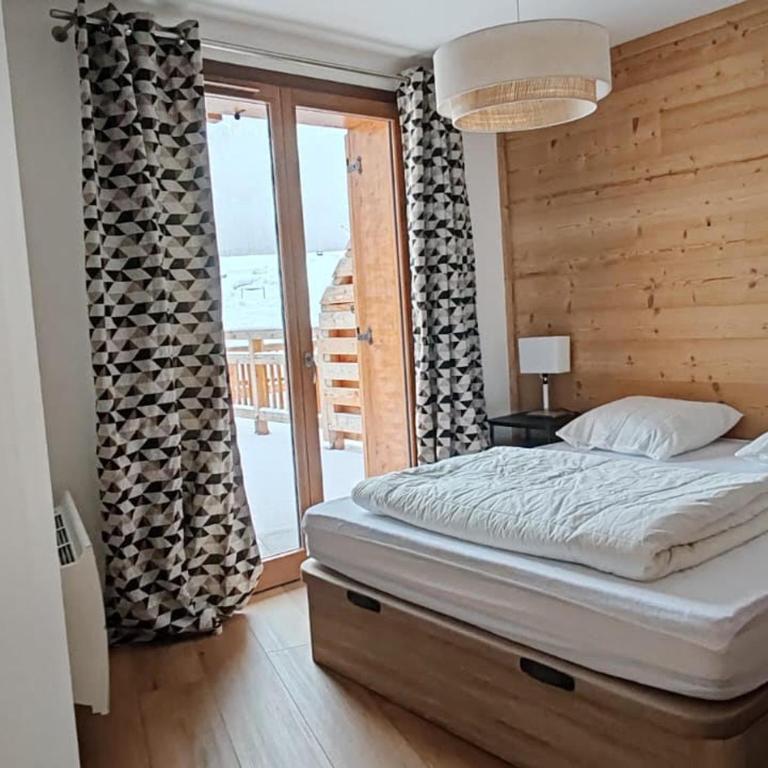 Superbe appartement neuf 8 pers, 55m² terrasse sud, proche pistes - FR-1-445-232 - Appartement - 6