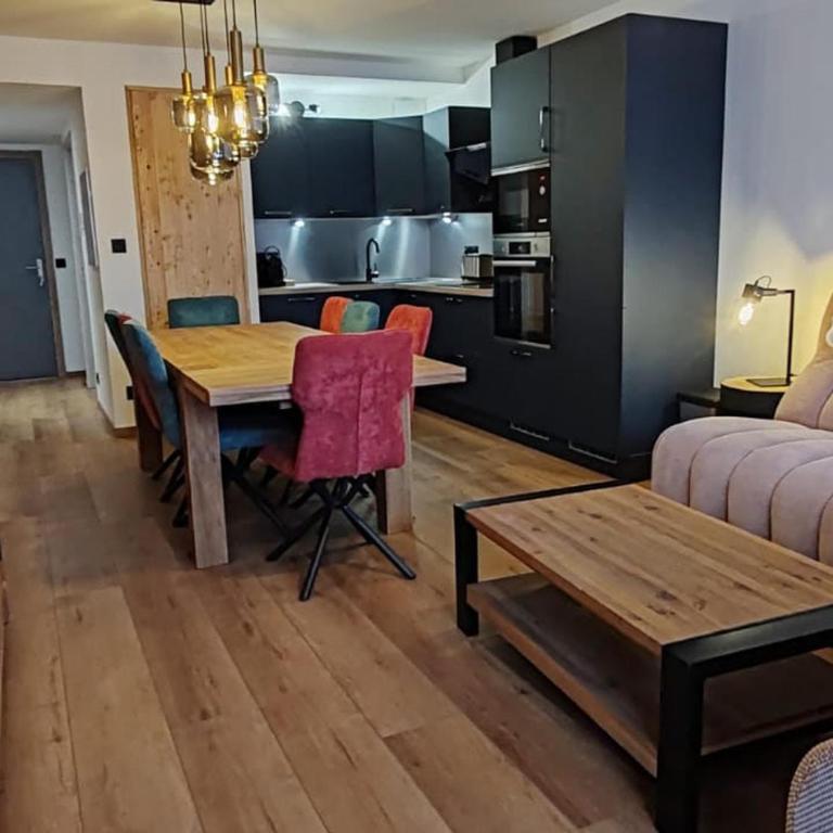 Superbe appartement neuf 8 pers, 55m² terrasse sud, proche pistes - FR-1-445-232 - Appartement - 11