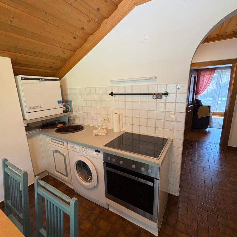 Haus Karin Mallnitz - Apartment mit 1 Schlafzimmer, Balkon und Bergblick - 2