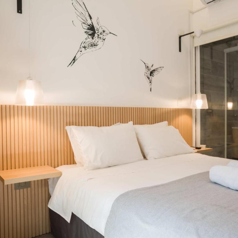 Bellavista Buzz Stylish 1BR Oasis Just Steps from the Metro - Studio - 7
