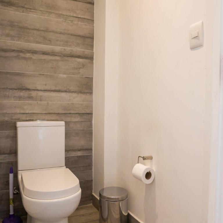 Bellavista Buzz Stylish 1BR Oasis Just Steps from the Metro - Studio - 17