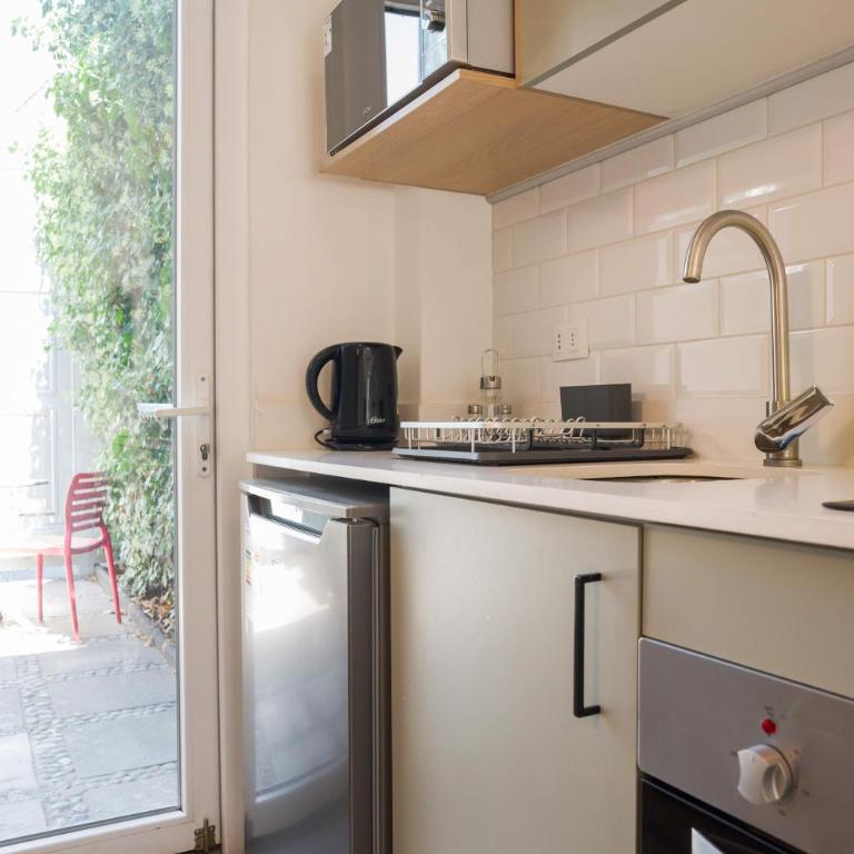 Bellavista Buzz Stylish 1BR Oasis Just Steps from the Metro - Studio - 22