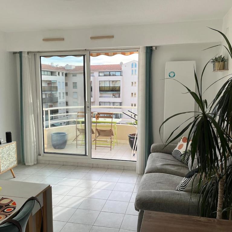 Lumineux T2 - Résidence calme - Piscine - Plages - Appartamento con 1 Camera da Letto - 8