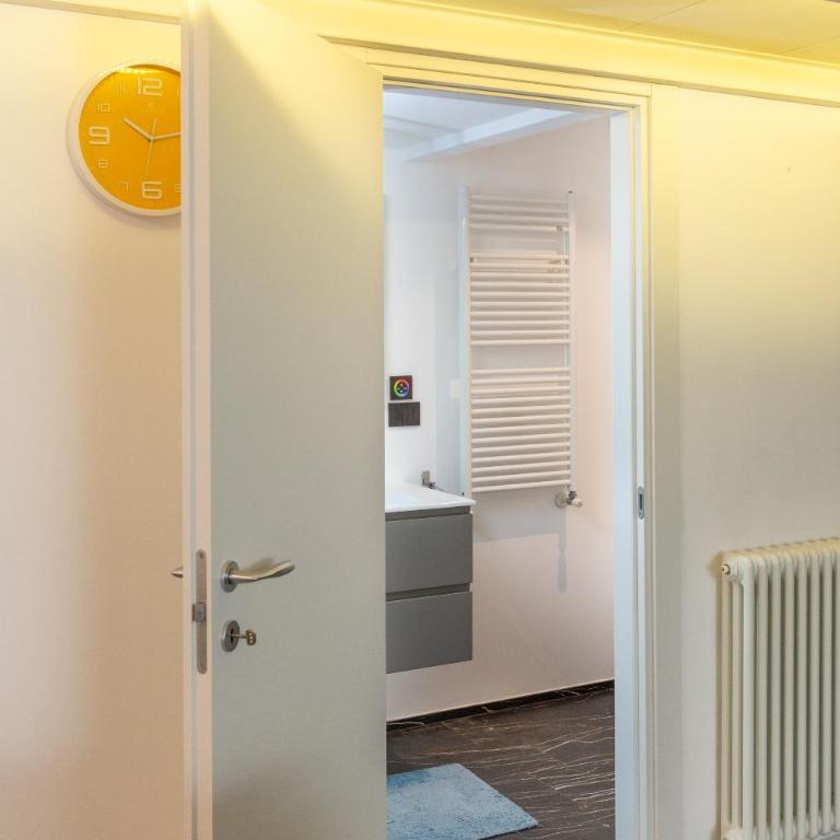 ArtStay - Exclusive Apt Near Metro M1, AC, Parking - Appartamento con 1 Camera da Letto - 24