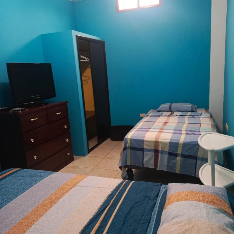Hospedaje Piquero - Triple Room - 6