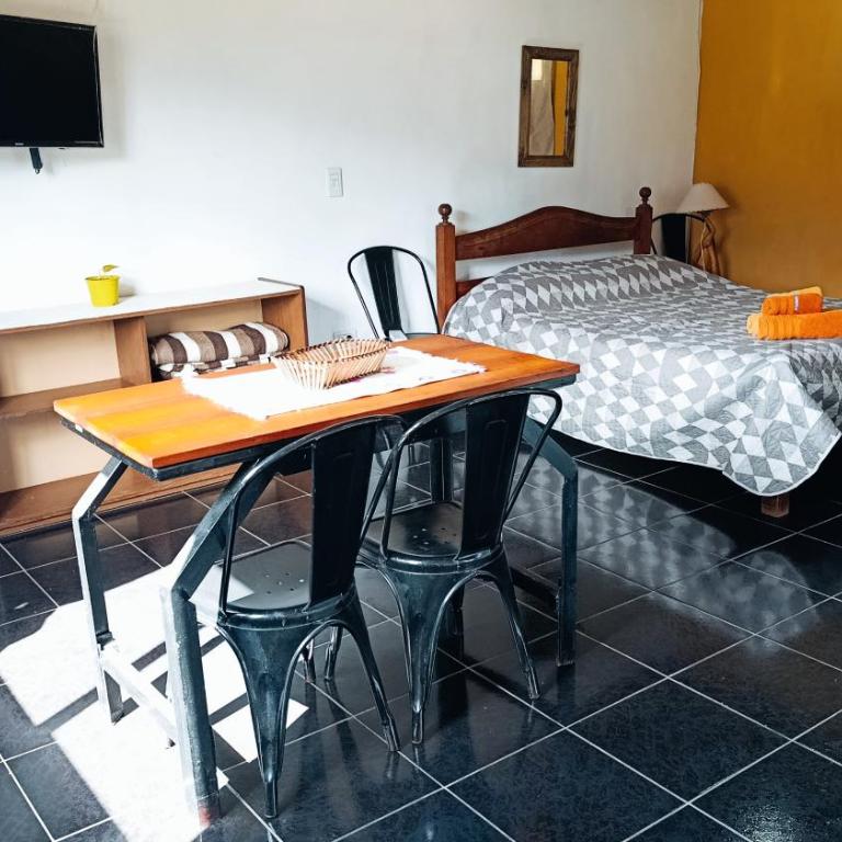 Nuestro Lugar - One-Bedroom Apartment - 2