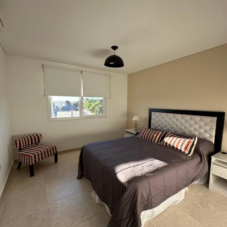 Torre Las Grutas - Apartamento con vistas a la piscina - 7