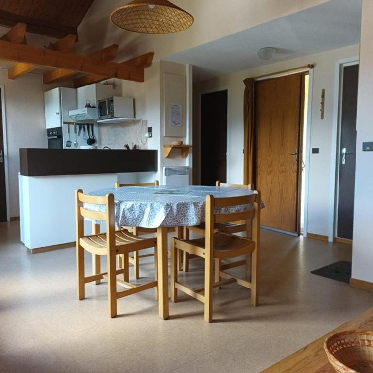 Appartement 4 pers, proche pistes et commerces, Crest-Voland - Apartment mit 2 Schlafzimmern - 2