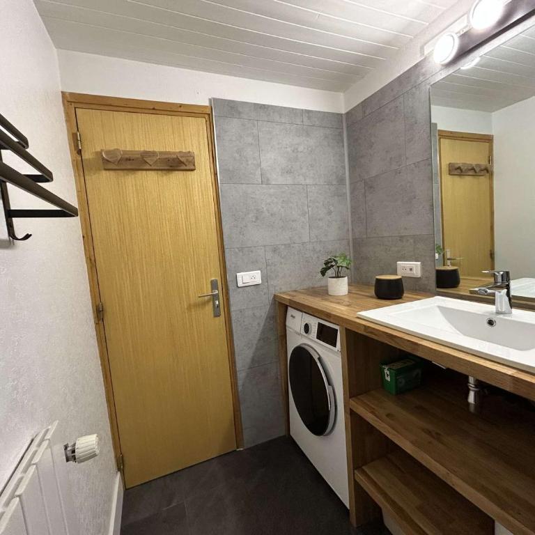 Appartement 2 Pièces, Cabine, Balcon, Près des Pistes, 6 Pers - FR-1-180-95 - Appartement (6 Adultes) - 22