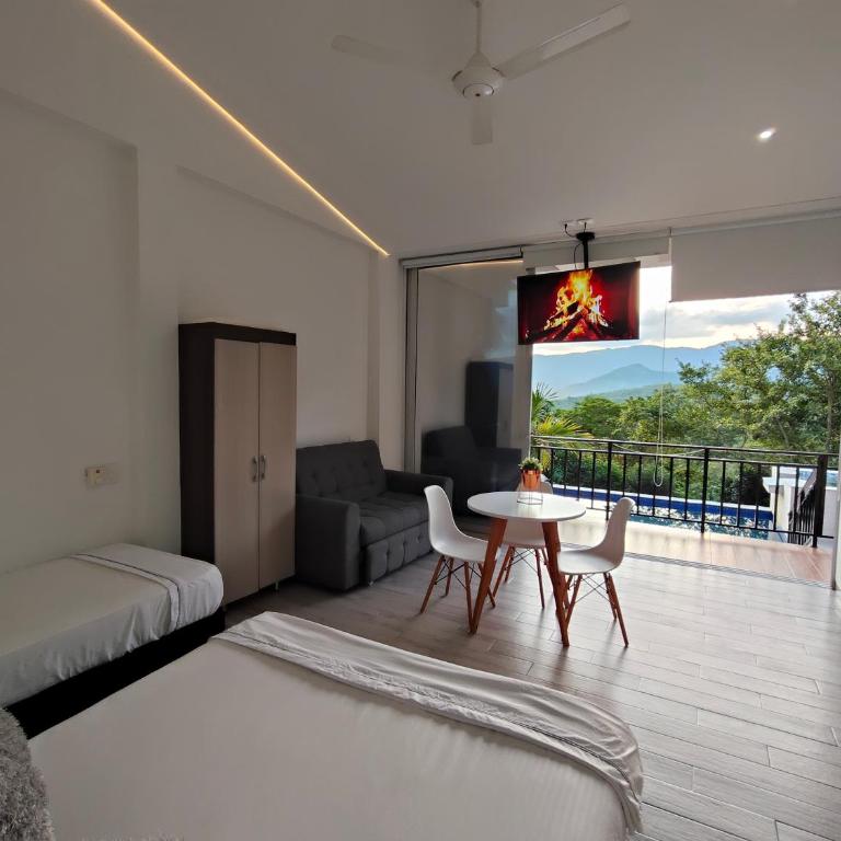 Anapoima Hills - Estudio con cama extragrande y sofá cama - 5