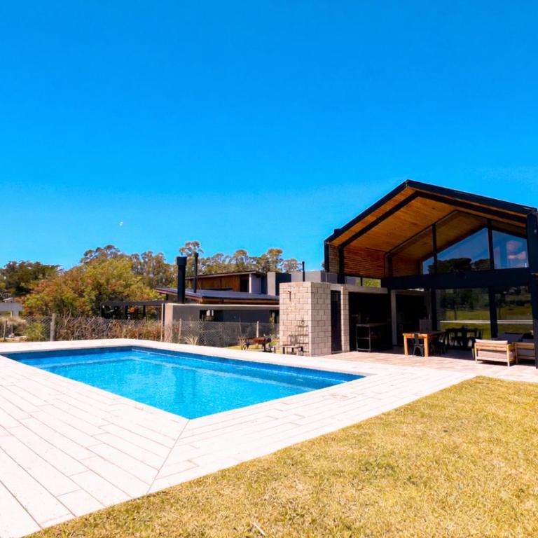 Casa Agustina - Casa En Barrio Privado San Benito, Chapadmalal Para 6 PAX Con Pileta - Hola Sur - Casa de 3 dormitorios - 3