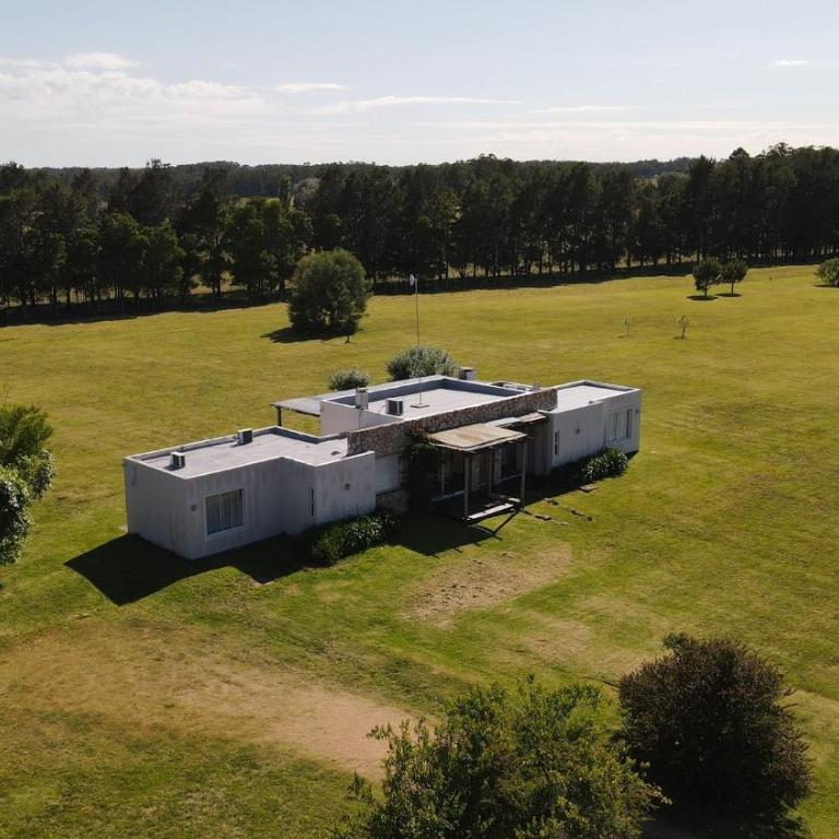 Casa en El Quijote Club de Chacras, La Barra, Punta del Este. - Three-Bedroom Villa - 26