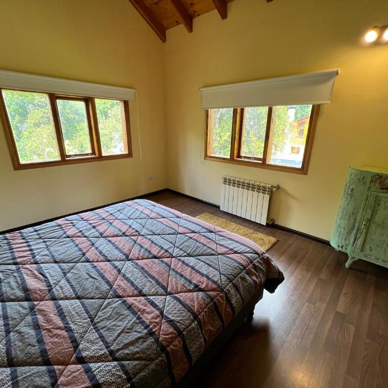 Refugio Patagónico - Silencio en bosque nativo - Chalet de 3 dormitorios - 70