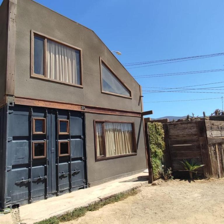 Casa container - Two-Bedroom Apartment - 1