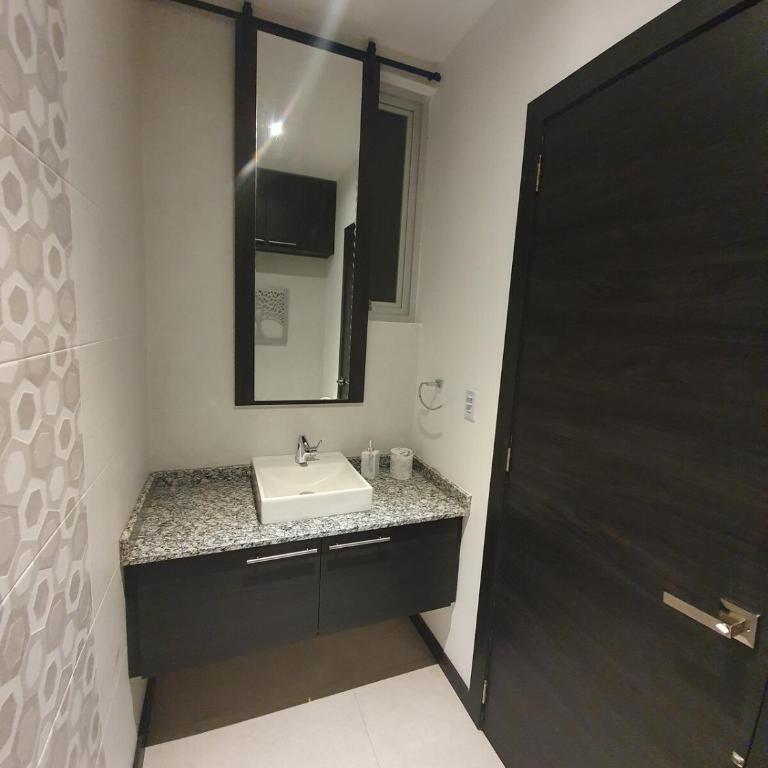 Modern and Cozy Suite - Apartamento de 1 dormitorio - 2