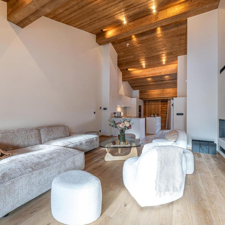 Appartement de luxe à Val-d'Isère avec piscine et parking - FR-1-694-421 - Apartment - 3