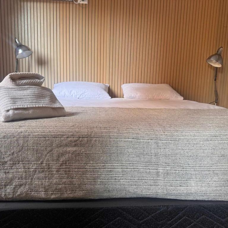 Comfort in an unbeatable location - One-Bedroom Apartment - 3
