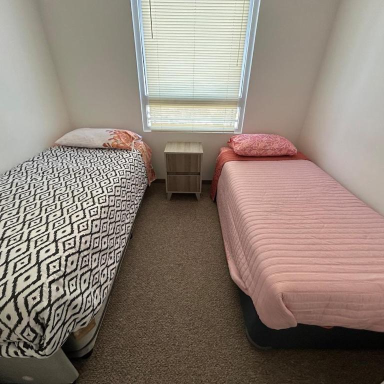 Departamento full equipado, seguridad 24 horas - Two-Bedroom Apartment - 3